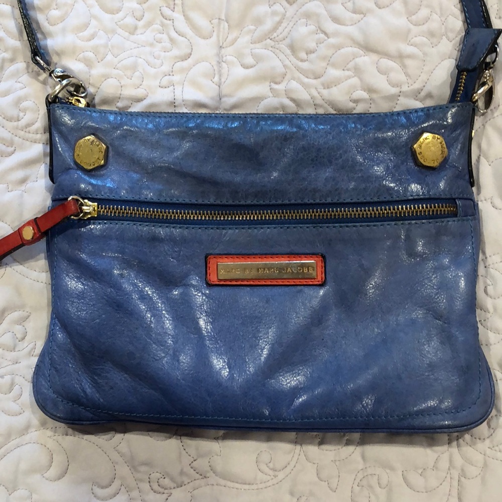 Authentic leather marc jacobs cross body bag❤️💙 - Picture 1 of 5